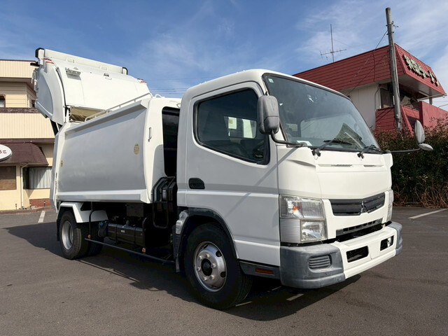 Canter Garbage Truck_2