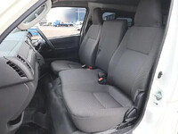 TOYOTA Hiace Box Van QDF-GDH201V 2020 44,360km_32