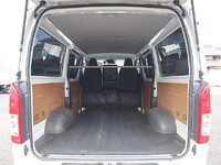 TOYOTA Hiace Box Van QDF-GDH201V 2020 44,360km_9