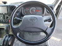 TOYOTA Dyna Double Cab TPG-XZU605 2017 68,100km_4