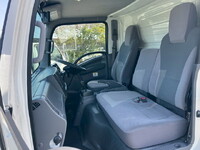 ISUZU Elf Aluminum Van TPG-NPR85AN 2017 179,286km_31