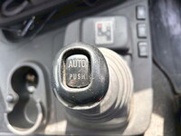 ISUZU Giga Aluminum Wing QPG-CYJ77B 2017 606,000km_25