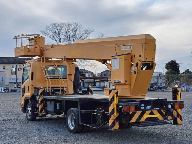 Forward Cherry Picker_2