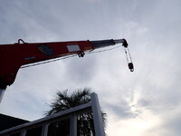 ISUZU Elf Truck (With 3 Steps Of Cranes) TKG-NMR85AN 2013 42,200km_10