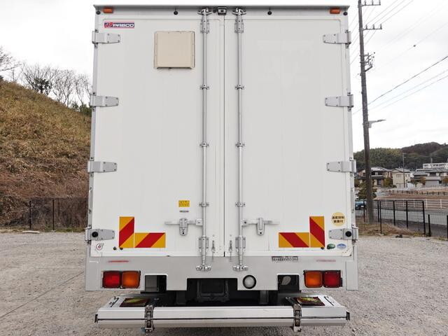 Fighter Aluminum Van_2