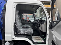 MITSUBISHI FUSO Canter Truck (With 4 Steps Of Cranes) 2PG-FEB80 2024 651km_15