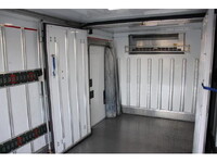 ISUZU Elf Refrigerator & Freezer Truck TRG-NPR85AN 2018 257,000km_17