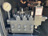 ISUZU Elf High Pressure Washer Truck TKG-NKR85N 2013 131,226km_10