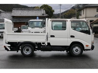 HINO Dutro Double Cab TKG-XZU605M 2015 70,000km_5