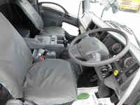 UD TRUCKS Condor Aluminum Block 2RG-BTR90U2 2018 220,000km_16