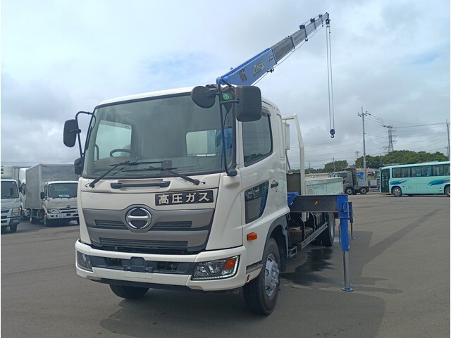 Ranger Truck (With 6 Steps Of Cranes)_1
