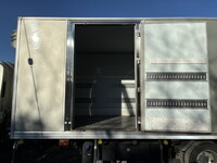 ISUZU Forward Refrigerator & Freezer Truck 2PG-FRR90T2 2022 492,000km_35