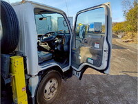 ISUZU Elf Cherry Picker TKG-NKR85AN 2014 108,000km_11