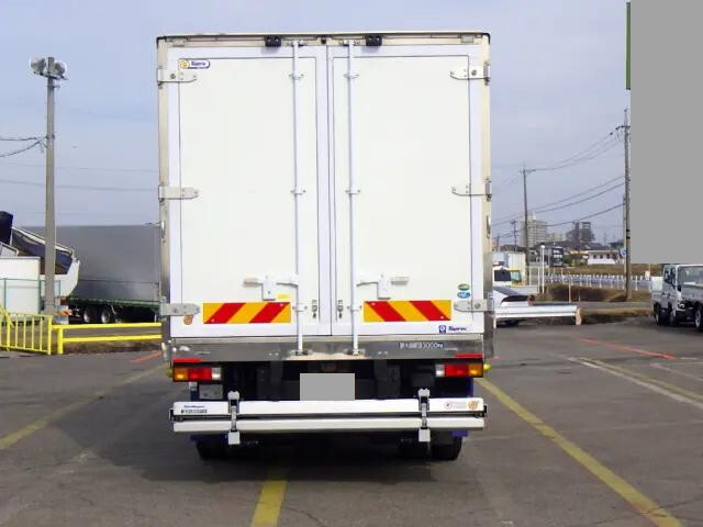 Canter Refrigerator & Freezer Truck_2