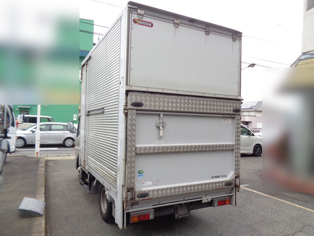Canter Aluminum Van_2