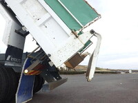 UD TRUCKS Quon Dump QKG-CW5XL 2015 382,104km_10