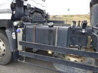 UD TRUCKS Quon Dump QKG-CW5XL 2015 382,104km_15