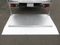 ISUZU Elf Aluminum Van BKG-NPR85AN 2010 217,000km_12