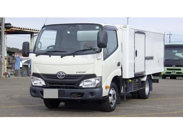 TOYOTA Dyna Refrigerator & Freezer Truck TKG-XZU645 2017 149,000km_1