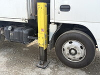 ISUZU Elf Cherry Picker TKG-NKR85AN 2014 102,328km_23