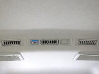 TOYOTA Hiace Box Van QDF-GDH223B 2018 66,000km_32