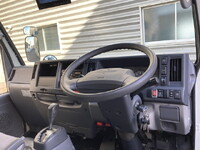 ISUZU Elf Aluminum Van TRG-NJR85AN 2015 141,000km_15