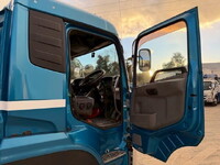 UD TRUCKS Quon Self Loader ADG-CG4ZL 2007 778,700km_29