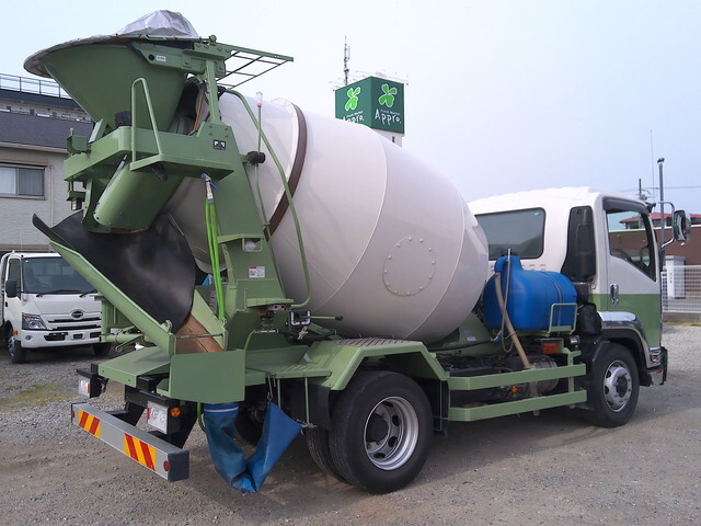 Forward Mixer Truck_2