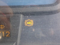 UD TRUCKS Condor Container Carrier Truck TKG-MK38L 2014 303,800km_40