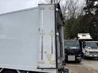 ISUZU Elf Refrigerator & Freezer Truck 2RG-NPR88AN 2019 160,189km_19