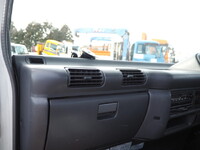 ISUZU Elf Tank Lorry PB-NKS81AN 2004 173,492km_30