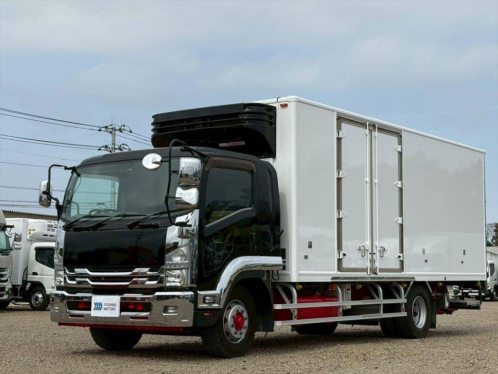 Forward Refrigerator & Freezer Truck_1