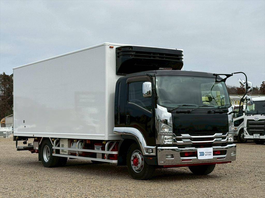 Forward Refrigerator & Freezer Truck_2