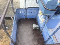 ISUZU Elf Cherry Picker PDG-NKR85YN 2010 28,876km_9