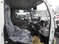 MITSUBISHI FUSO Canter Flat Body 2RG-FBAV0 2024 8,996km_11
