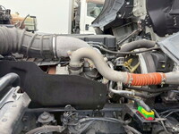 UD TRUCKS Quon Trailer Head 2RG-GK5DAB 2022 268,850km_14