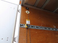 ISUZU Elf Aluminum Van 2RG-NPR88AN 2021 86,000km_35