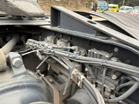 UD TRUCKS Quon Trailer Head QPG-GK5XAB 2015 392,000km_17