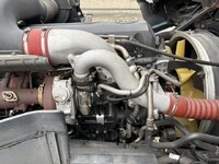 UD TRUCKS Quon Trailer Head QPG-GK5XAB 2015 392,000km_28