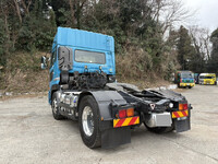 UD TRUCKS Quon Trailer Head QPG-GK5XAB 2015 392,000km_2