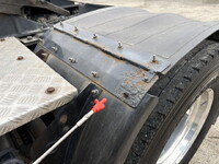 UD TRUCKS Quon Trailer Head QPG-GK5XAB 2015 392,000km_38