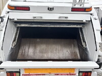 ISUZU Elf Garbage Truck PDG-NPR75N 2009 242,235km_10
