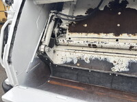 ISUZU Elf Garbage Truck PDG-NPR75N 2009 242,235km_13