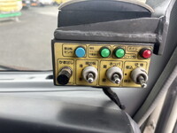 ISUZU Elf Garbage Truck PDG-NPR75N 2009 242,235km_33