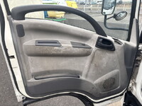 ISUZU Elf Garbage Truck PDG-NPR75N 2009 242,235km_38