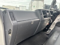 ISUZU Elf Garbage Truck PDG-NPR75N 2009 242,235km_39