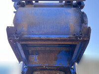 ISUZU Elf Garbage Truck BKG-NMR85N 2010 101,013km_9