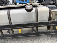 UD TRUCKS Quon Trailer Head QPG-GK5XAB 2017 264,857km_16