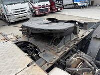 UD TRUCKS Quon Trailer Head QPG-GK5XAB 2017 264,857km_17