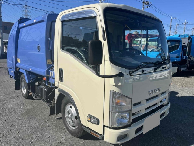 ISUZU Elf Garbage Truck TKG-NMR85AN 2013 172,000km